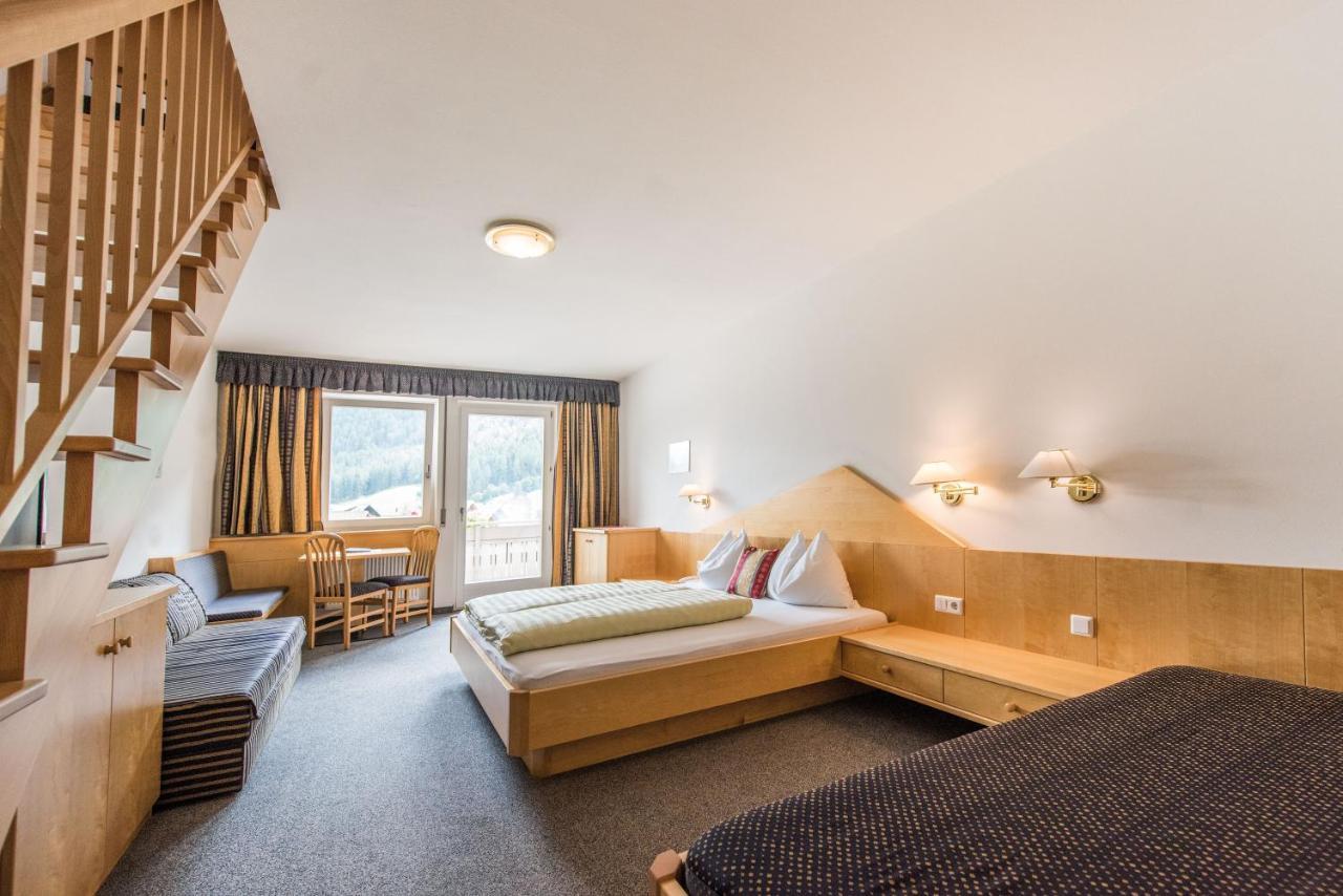 Hotel Fronza - Your Hike & Mountain Home Lutago Extérieur photo