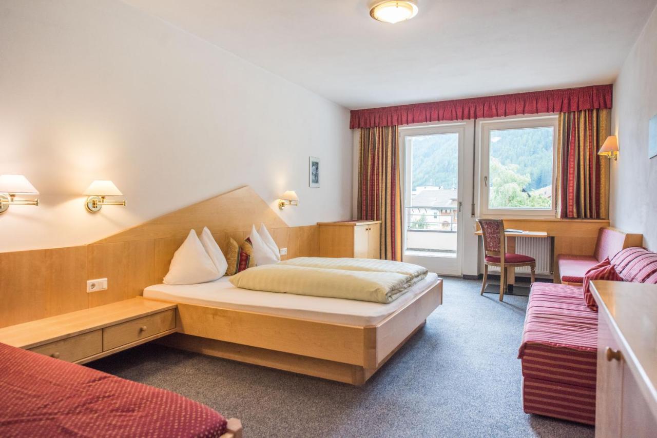 Hotel Fronza - Your Hike & Mountain Home Lutago Extérieur photo